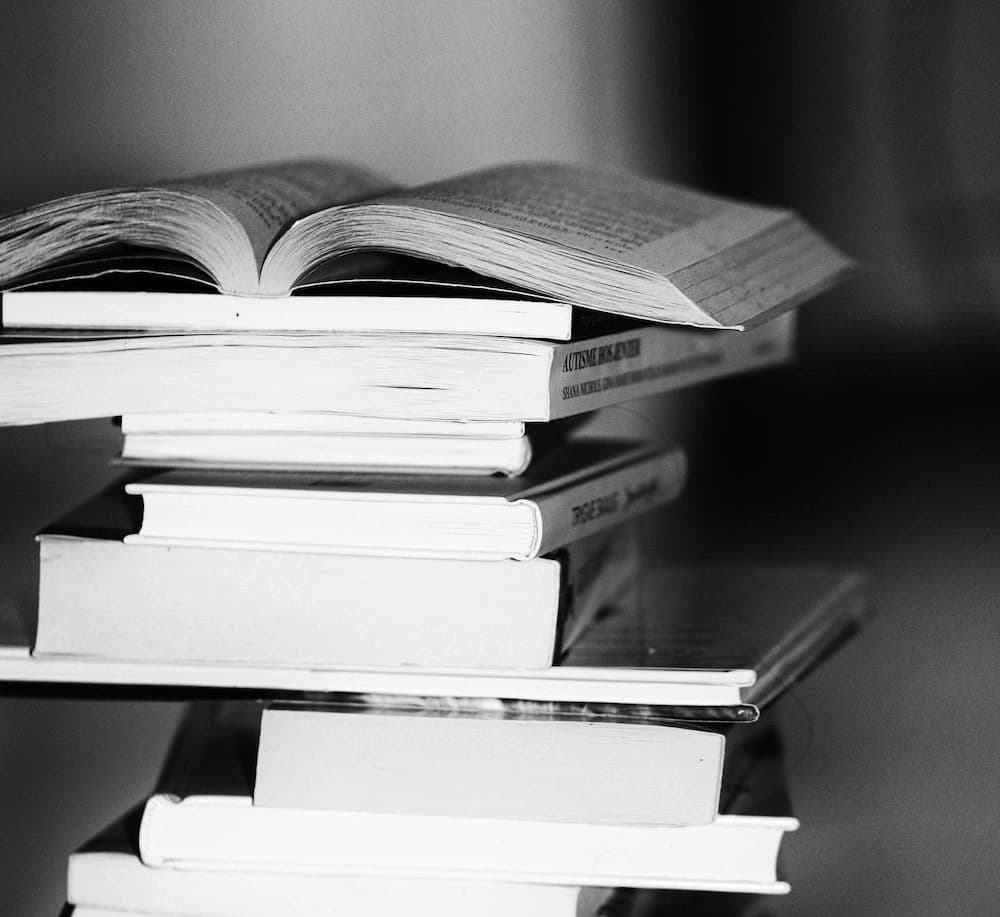 VCE English vs VCE Literature - which one is right for you?
